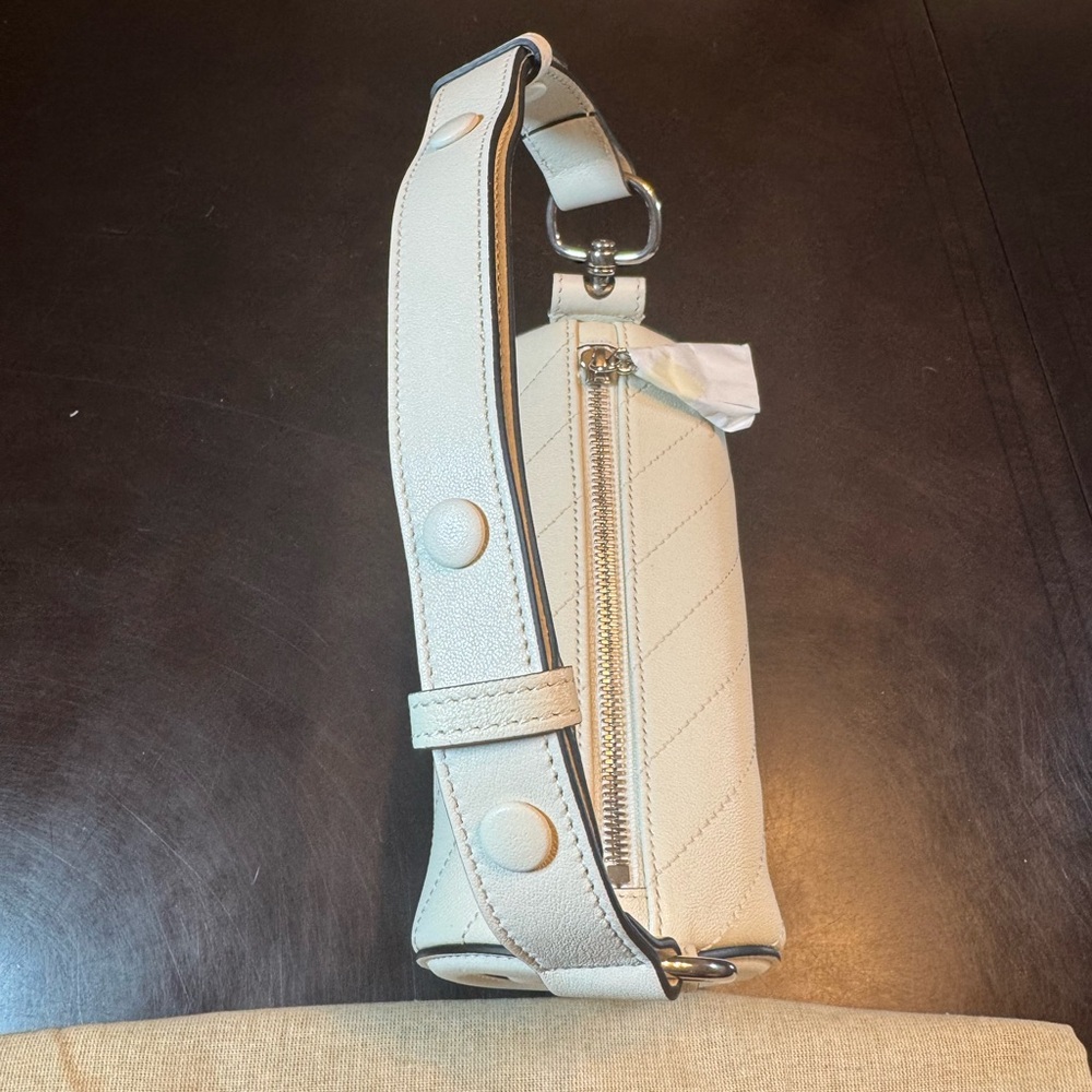 New Authentic Gucci Blondie GG Logo Ivory Shoulder Bag - Picture 3 of 14
